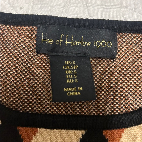 House of Harlow 1960 Black and Tan Geometric Top - Picture 2 of 11